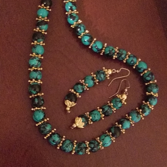 NWOT Reese Handmade Jewelry Beaded Black/Green - Picture 2 of 2